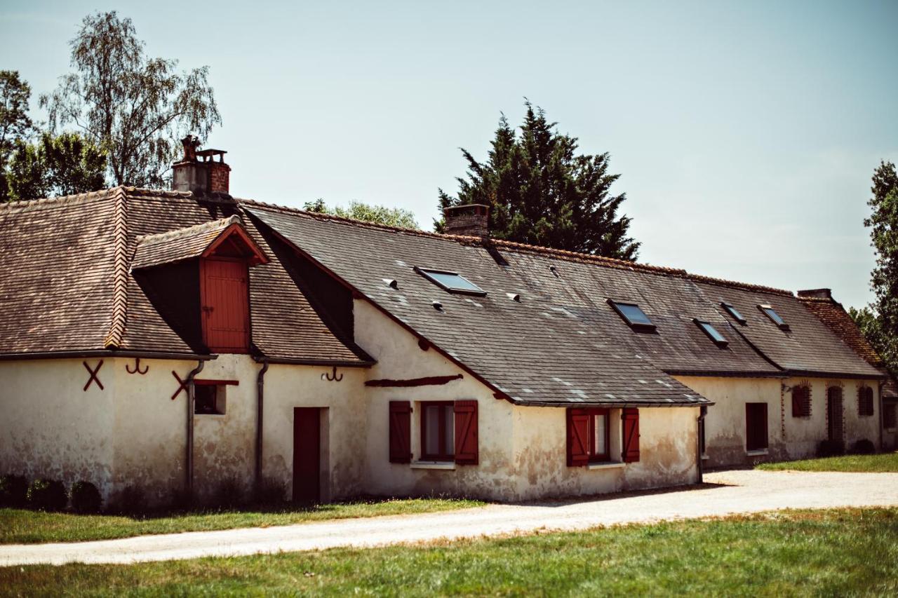 Domaine De La Trigaliere Villa Ambillou Exteriör bild