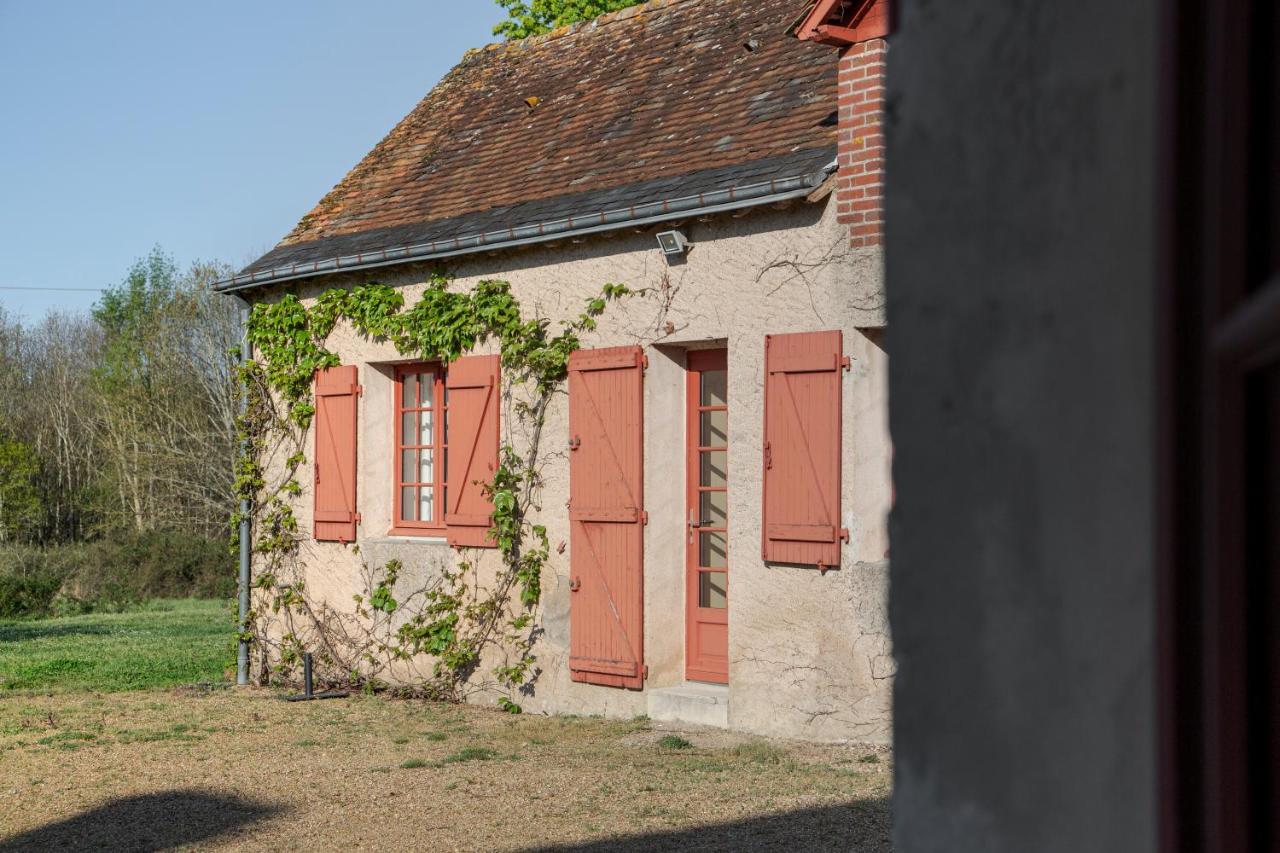 Domaine De La Trigaliere Villa Ambillou Exteriör bild